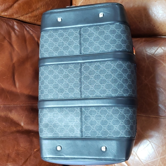 Gucci - Picture 3 of 16